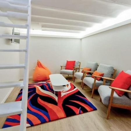 Cozy 2 Bedroom Apartment In París Exterior foto